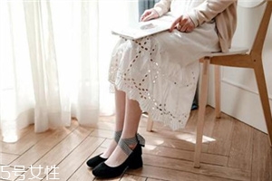 矮個子穿什么鞋子顯高？顯腿長的鞋子款式推薦