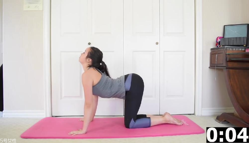 拱橋式鍛煉要領(lǐng) 腰部拱橋運(yùn)動(dòng)怎么做 拱橋式鍛煉要領(lǐng) 腰部拱橋運(yùn)動(dòng)怎么做