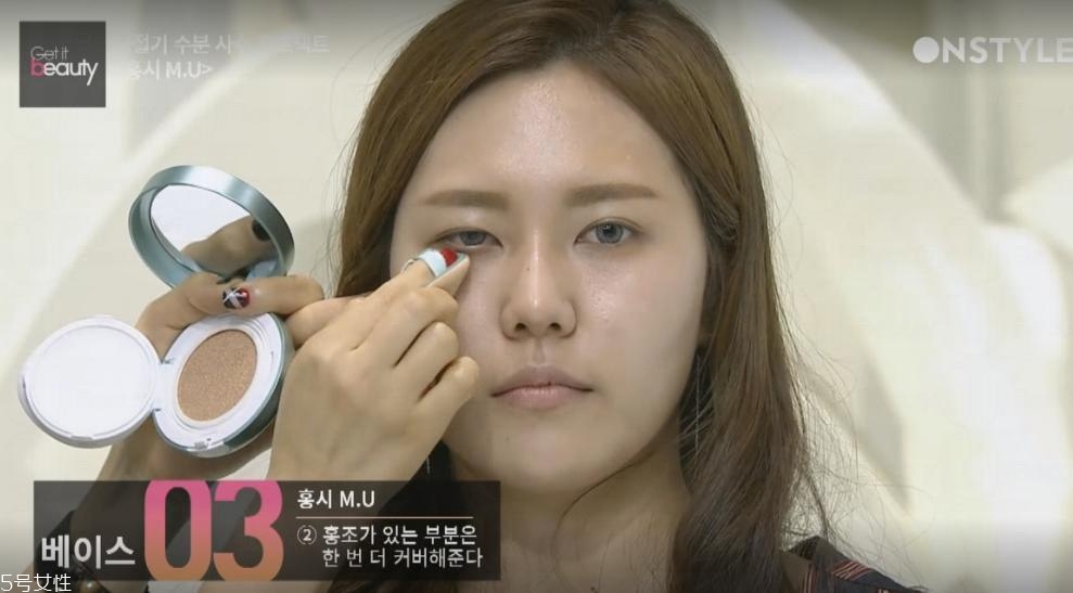 秋冬補水妝容怎么畫 紅柿妝化妝步驟 秋冬補水妝容怎么畫 紅柿妝化妝步驟