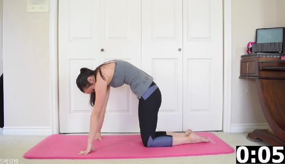 拱橋式鍛煉要領(lǐng) 腰部拱橋運(yùn)動(dòng)怎么做 拱橋式鍛煉要領(lǐng) 腰部拱橋運(yùn)動(dòng)怎么做