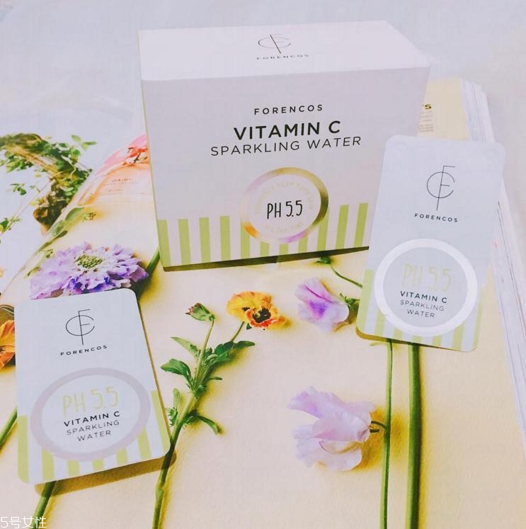 秋冬補水妝容怎么畫 紅柿妝化妝步驟 秋冬補水妝容怎么畫 紅柿妝化妝步驟