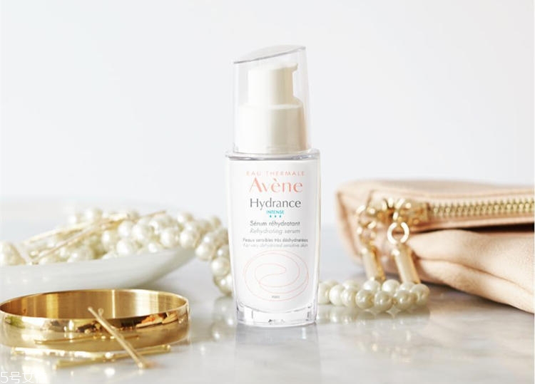 保濕精華哪個好用 2022補(bǔ)水保濕精華液排行 保濕精華哪個好用 2022補(bǔ)水保濕精華液排行