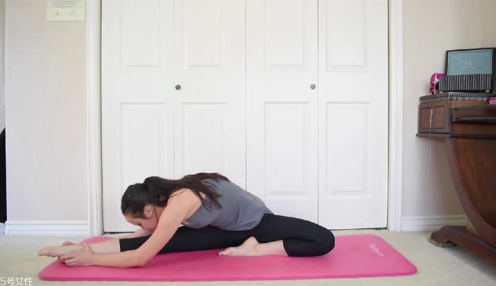 拱橋式鍛煉要領(lǐng) 腰部拱橋運(yùn)動(dòng)怎么做 拱橋式鍛煉要領(lǐng) 腰部拱橋運(yùn)動(dòng)怎么做