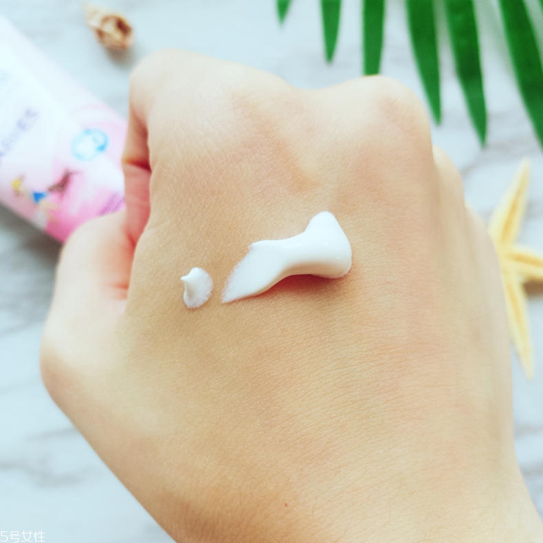 水寶寶防曬霜適合油皮嗎 水寶寶防曬油性測試 水寶寶防曬霜適合油皮嗎 水寶寶防曬油性測試