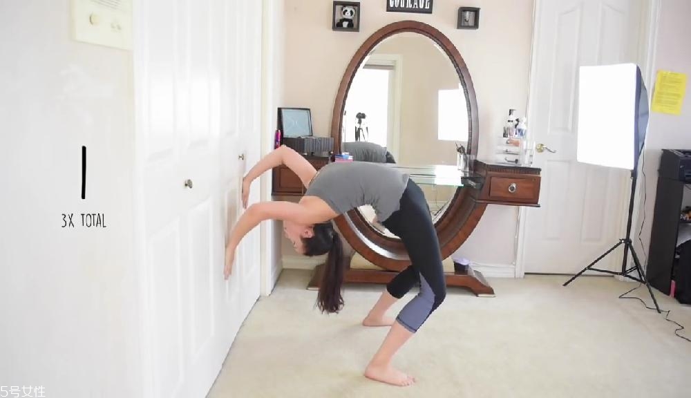 拱橋式鍛煉要領(lǐng) 腰部拱橋運(yùn)動(dòng)怎么做 拱橋式鍛煉要領(lǐng) 腰部拱橋運(yùn)動(dòng)怎么做