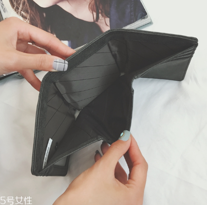 錢包什么顏色招財(cái)聚財(cái)？招財(cái)錢包顏色推薦