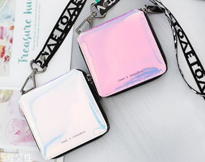 錢包發(fā)霉了怎么處理？錢包發(fā)霉清洗方法