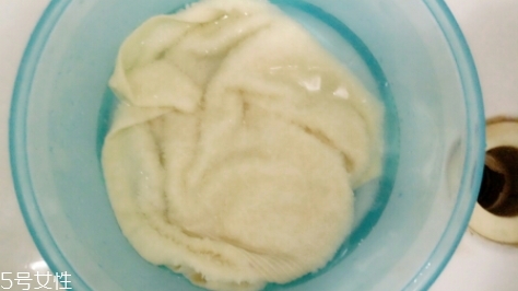 尤加利精油味道是什么？好聞嗎