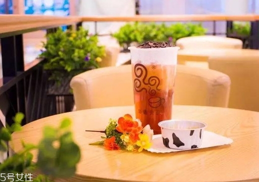 四云奶蓋貢茶哪個好喝？四云奶蓋貢茶點單攻略