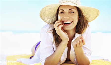 皮膚黑適合什么顏色的眉筆 皮膚黑解決方法 皮膚黑適合什么顏色的眉筆 皮膚黑解決方法