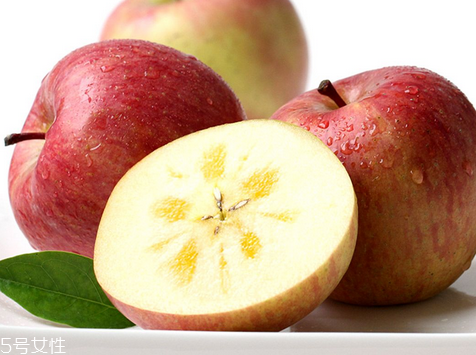 冰糖心蘋(píng)果怎么挑？冰糖心蘋(píng)果特點(diǎn)