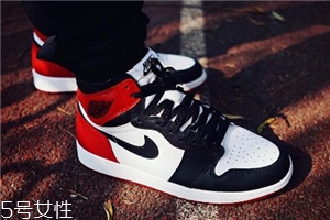 aj 1黑腳趾有女款嗎？aj 1黑腳趾有女生碼數(shù)嗎