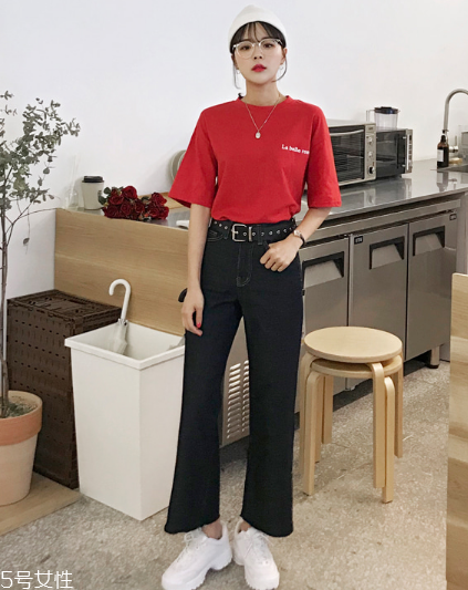 寬松t恤配什么褲子？寬松t恤搭配褲子圖片