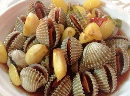 血蚶可以生吃嗎 血蚶什么季節(jié)吃 血蚶可以生吃嗎 血蚶什么季節(jié)吃