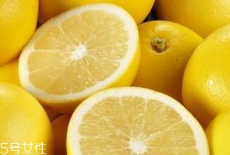 敷面膜的正確順序 檸檬面膜的簡(jiǎn)單做法