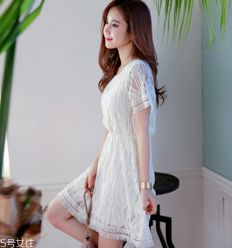 連衣裙什么顏色好看？連衣裙選什么顏色好