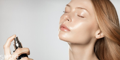 悅詩(shī)風(fēng)吟火山泥面膜很干涂不上怎么辦 火山泥面膜保質(zhì)期 悅詩(shī)風(fēng)吟火山泥面膜很干涂不上怎么辦 火山泥面膜保質(zhì)期