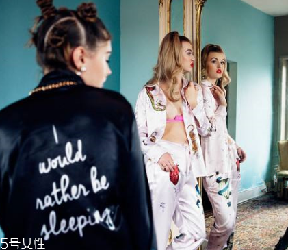 睡衣可以穿著睡覺嗎？睡衣穿著睡覺好不好