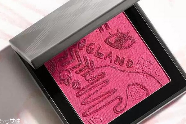 博柏利2018限量腮紅多少錢 burberry18新品腮紅價格 博柏利2018限量腮紅多少錢 burberry18新品腮紅價格