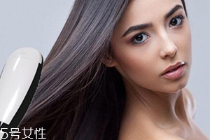 直發(fā)梳怎么用？直發(fā)梳使用步驟