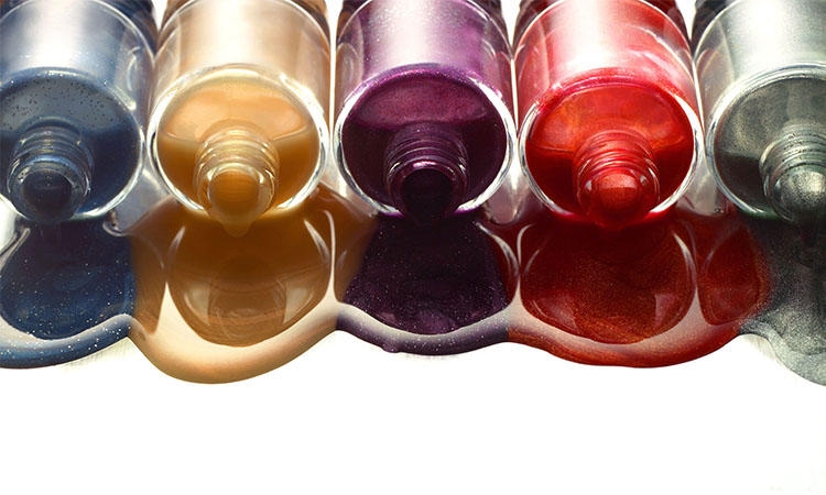 新手怎么正確挑選指甲油？四個(gè)小妙招教你