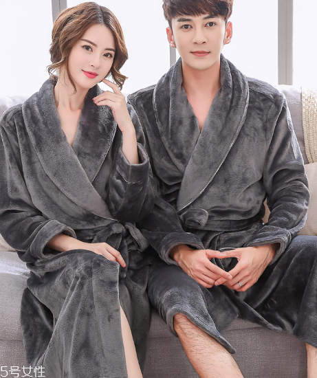 睡衣是貼身穿嗎？睡衣直接貼身穿嗎