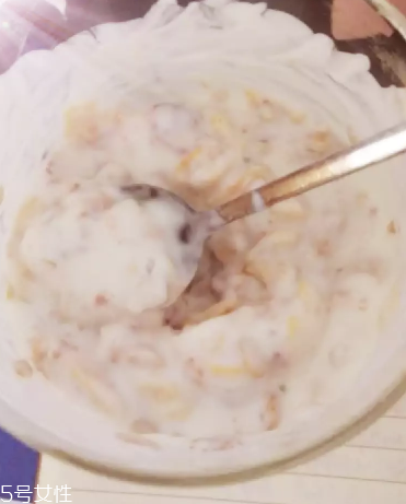 老酸奶怎么吃好吃？老酸奶推薦吃法