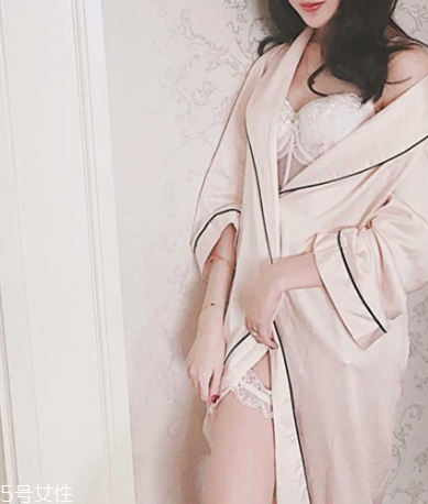 睡衣上的油漬怎么洗掉？睡衣油漬清洗方法