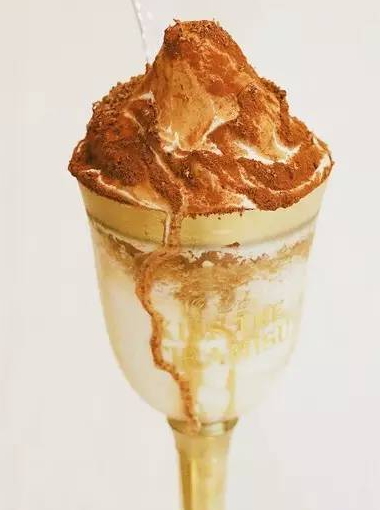 Kiss The Tiramisu冰淇淋多少錢一個？高腳杯提拉米蘇冰淇淋