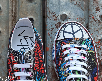 vetements涂鴉帆布鞋多少錢_在哪買？