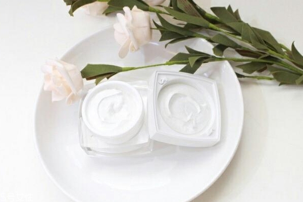 平價(jià)素顏霜哪個牌子好 適合16歲的平價(jià)素顏霜