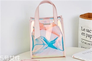 小ck鐳射包在哪里買？charles keith鐳射包在哪能買到