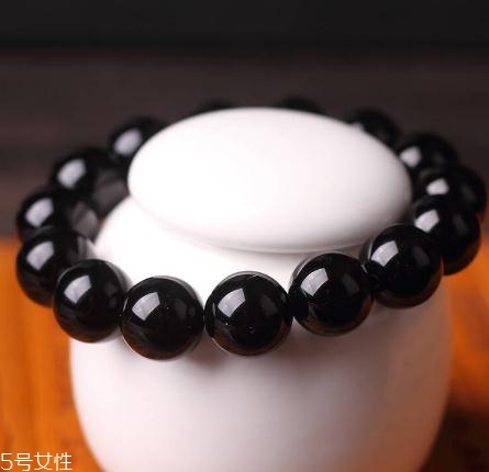 黑瑪瑙手串多少顆？黑瑪瑙手串顆數(shù)講究