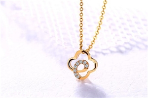 項(xiàng)鏈?zhǔn)?8k好還是24k好？項(xiàng)鏈18k和24k哪個好