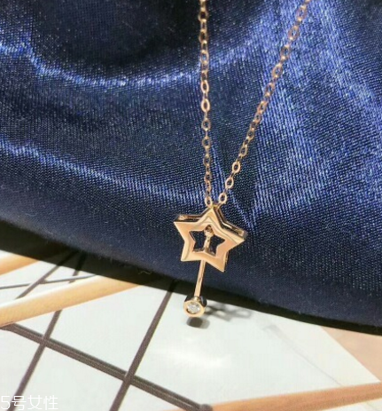 項(xiàng)鏈可以帶上飛機(jī)嗎？項(xiàng)鏈能不能上飛機(jī)