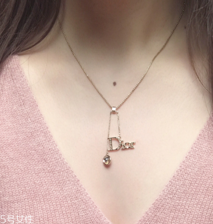 項鏈如何搭配吊墜？項鏈搭配吊墜方法