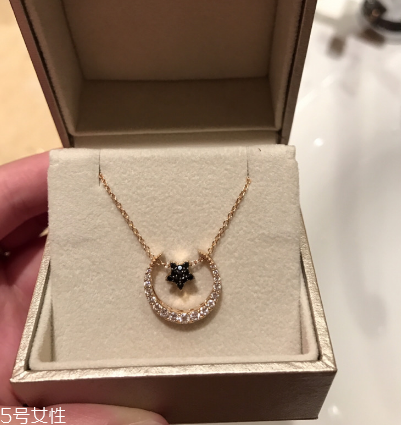 項鏈如何搭配吊墜？項鏈搭配吊墜方法