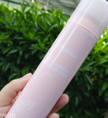jm玫瑰防曬噴霧和jm珍珠防曬噴霧哪個(gè)好？