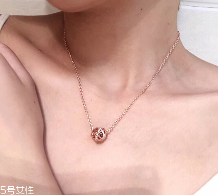 項(xiàng)鏈突然斷了預(yù)示什么？項(xiàng)鏈突然斷了的預(yù)兆