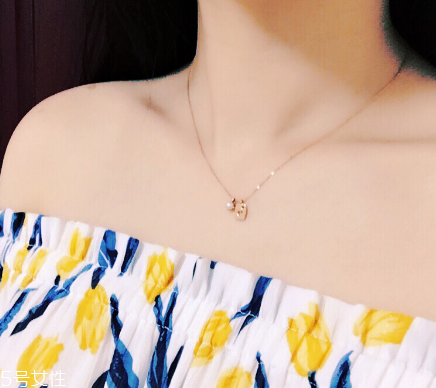 項(xiàng)鏈用火燒會(huì)發(fā)黑嗎？項(xiàng)鏈用火燒會(huì)不會(huì)變黑