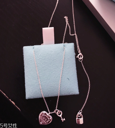 項(xiàng)鏈s925一條大約多少錢？s925項(xiàng)鏈?zhǔn)袌鰞r位