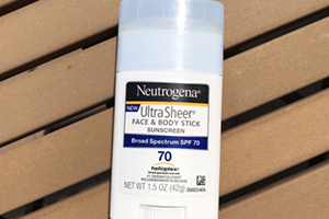 露得清防曬棒怎么樣？露得清防曬棒怎么用