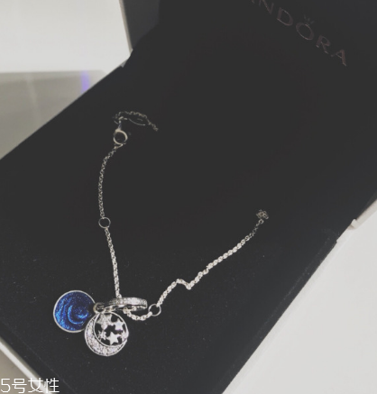 項鏈上纏上頭發(fā)怎么辦？項鏈纏上頭發(fā)怎么清理