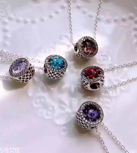 項(xiàng)鏈上的wk是什么意思？項(xiàng)鏈上wk代表什么含義