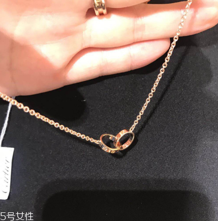 項鏈?zhǔn)裁搭伾每?？項鏈顏色怎么選擇