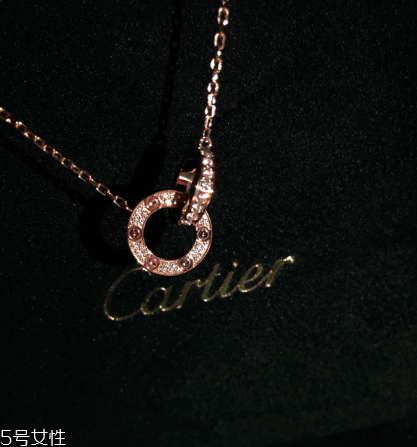 項(xiàng)鏈多長(zhǎng)比較合適？項(xiàng)鏈選什么長(zhǎng)度最好