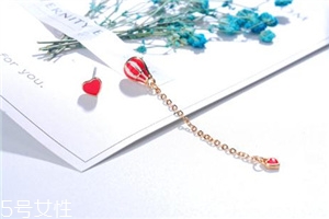 little joys熱氣球耳釘多少錢(qián)？little joys熱氣球不對(duì)稱(chēng)耳釘價(jià)格