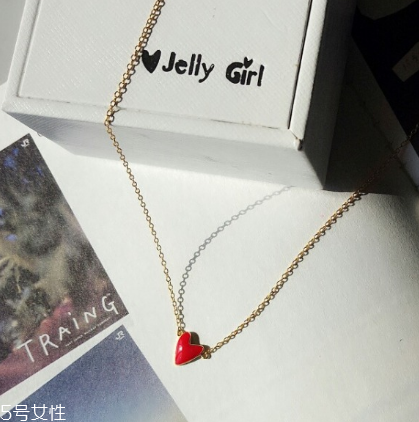jelly girl愛(ài)心琺瑯項(xiàng)鏈多少錢_在哪買？