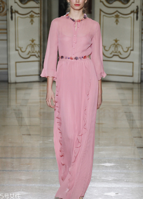 520約會(huì)穿什么裙子好看？520約會(huì)穿搭推薦