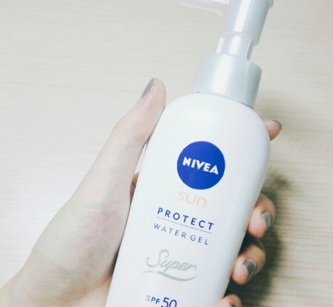 妮維雅防曬啫喱多少錢？妮維雅防曬啫喱防水嗎